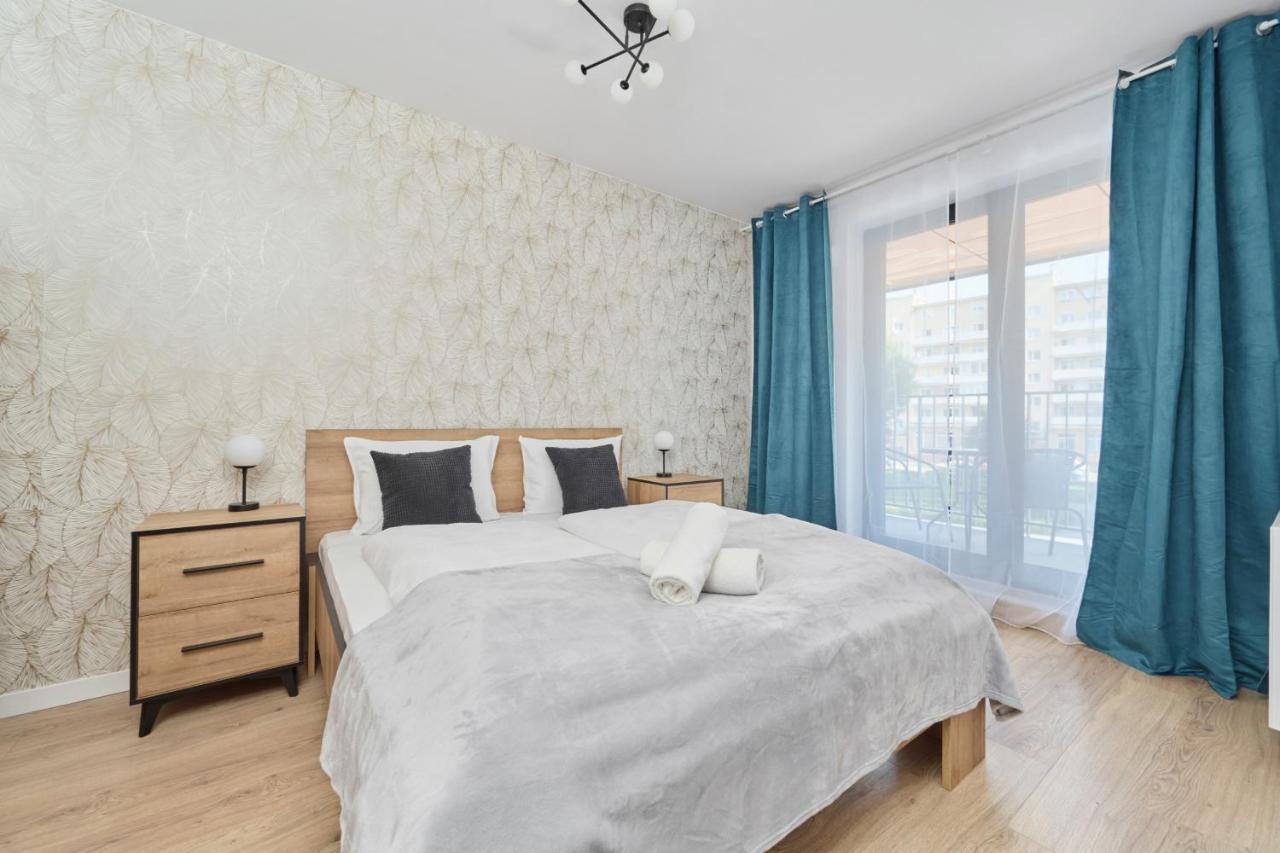 Nowoczesny Apartament Z Balkonem I Parkingiem W Centrum Wroclawia By Noclegi Renters Ngoại thất bức ảnh